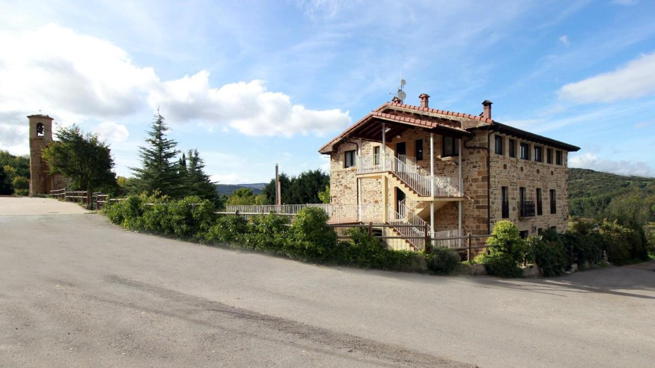 La Romanika De Fellini San Martín de Elines Εξωτερικό φωτογραφία